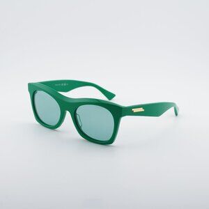 Bottega Veneta BV1061S 005 Sunglasses Green Square Frame, Green Lenses